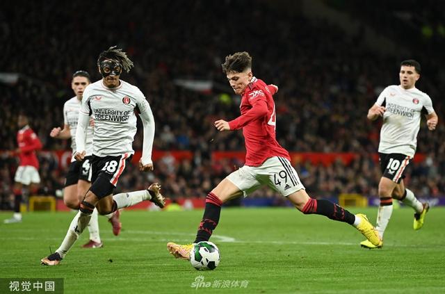 在俱乐部的 在俱乐部的